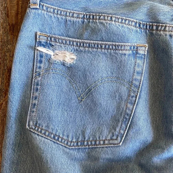 Levi’s  | 501 Button Fly Jeans - Picture 9 of 10